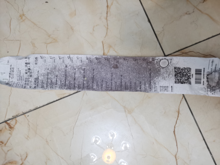 热敏纸碰到酒精为什么会变黑？